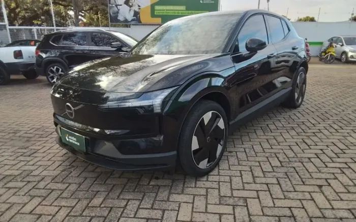 Volvo EX30 E60 Plus (elétrico) 2024