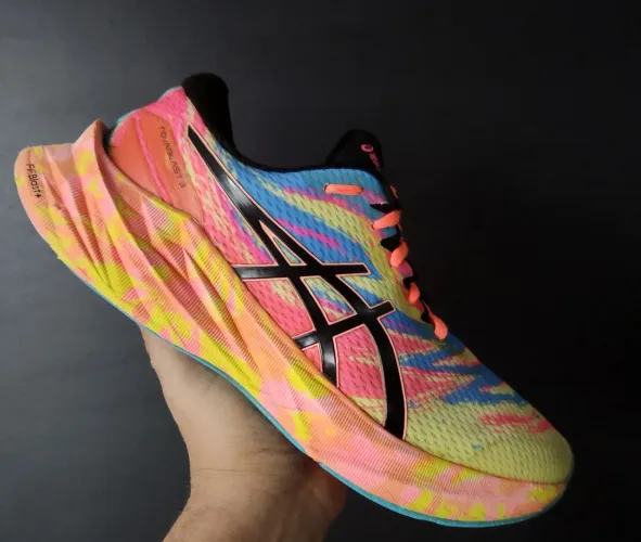 Tênis ASICS NovaBlast 3 Original 41 - Colorway Premium - Academia  - Corrida  - Caminhada 