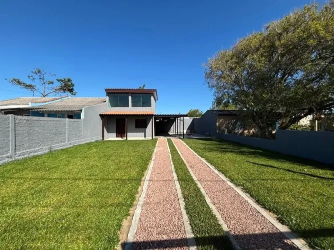 Casa à venda em Mariluz - Região de Moradores