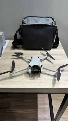 Drone Dji Mini 4 Pro Combo Fly More