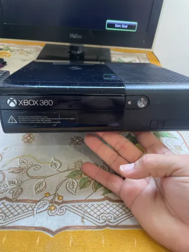 X box 360 super slim