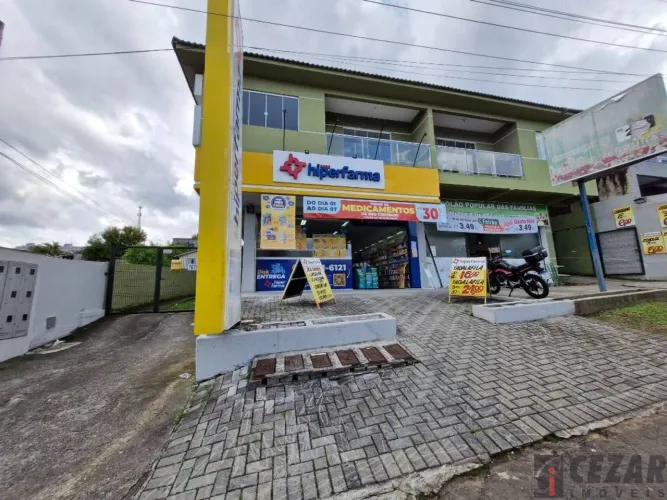 Apartamento com 3 dormitórios para alugar, 100 m² por R$ 2.200/mês - Bairro Alto - Curitib