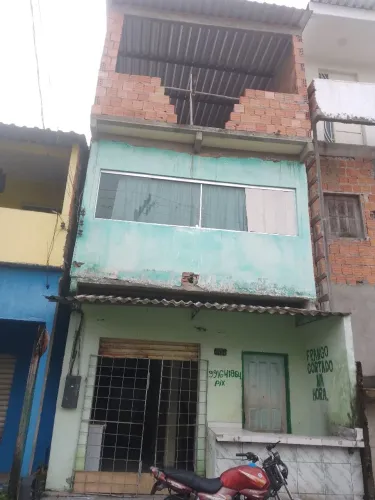 Predio 3 andares com ponto comercial