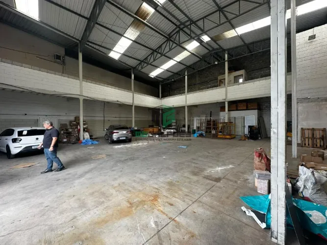 Galpão Comercial para Aluguel com 449,10 m² em Nova Granada, Belo Horizonte