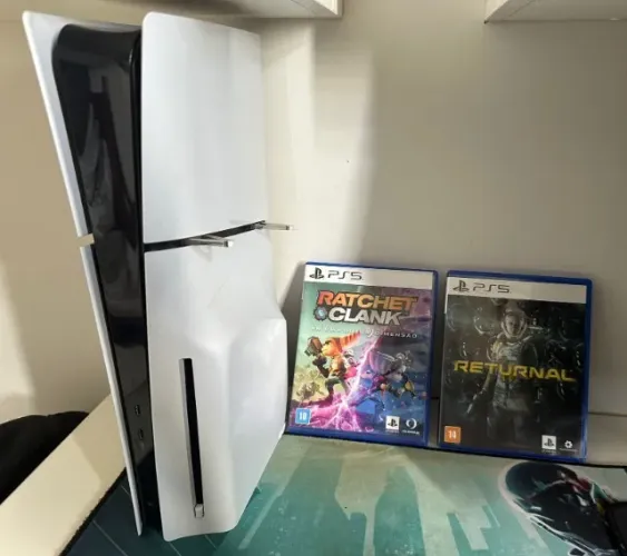 PlayStation 5 Slim, Com Leitor de Discos (1TB)