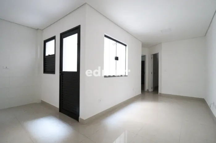 APARTAMENTO no bairro Bangú com 48m². 2 dormitórios e 1 vagas. Confira