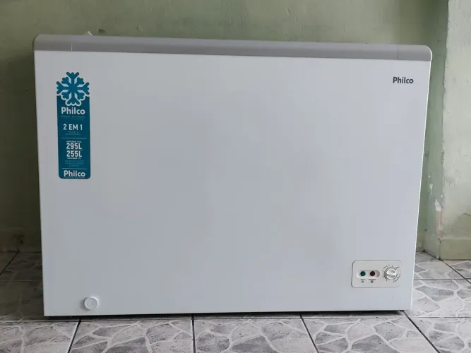Freezer Philco 2 em 1 capacidade de 295 litros