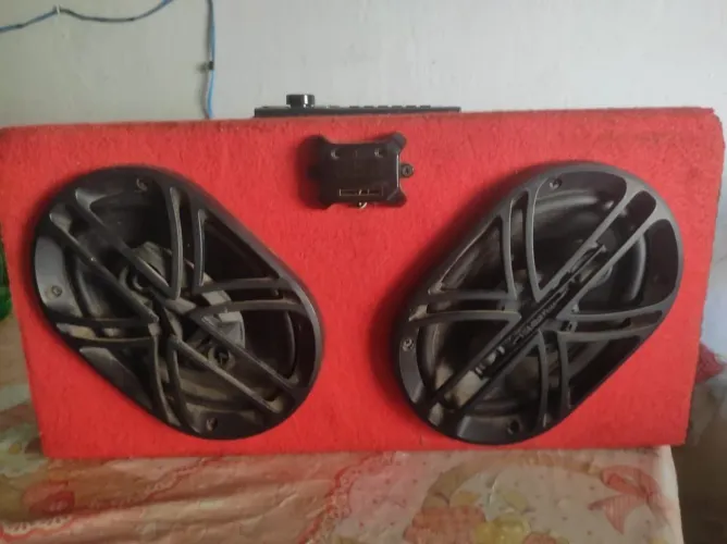 Caixa de som 6x9 bravox