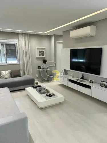 Apartamento á venda na Barra Funda, 2 suítes, 2 vagas de garagem