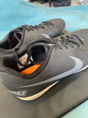 Chuteira Nike Original - Nº 40