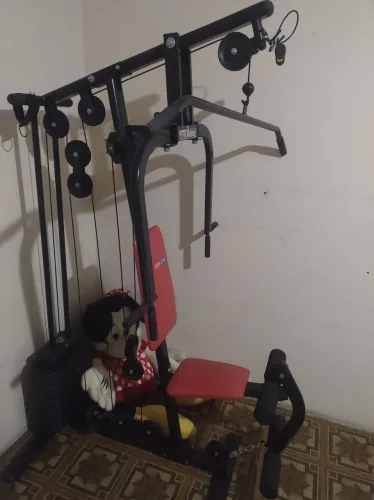 APARELHO DE MUSCULACAO SEMI NOVO