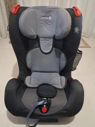 Vendo Cadeirinha Safety 