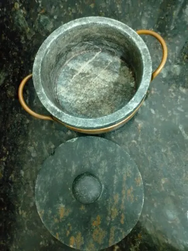 Pedra sabão 500 ml com tampa