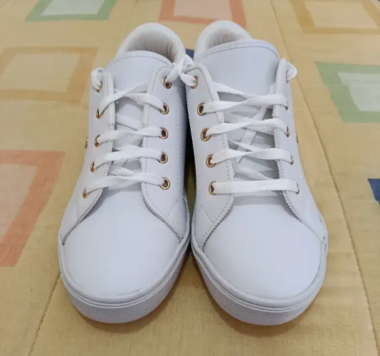 Tenis Feminino Casual Branco Tam. 38 - Usado em excelente estado.