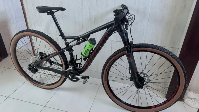 SPECIALIZED EPIC COMP 29