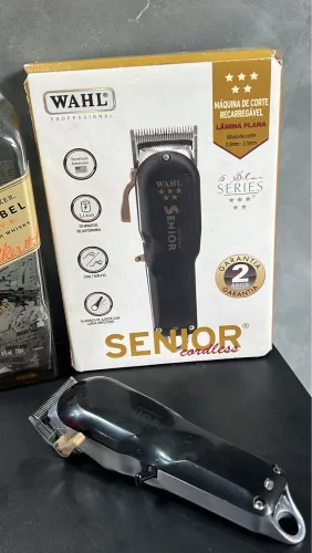 Máquina de barbeiro profissional