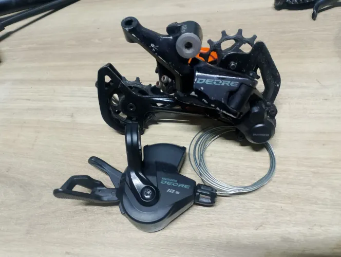 Câmbio e trocador shimano Deore 12v 