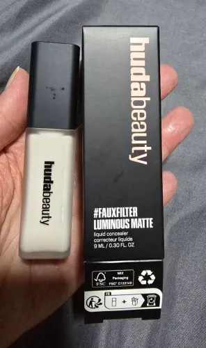 HUDA BEAUTY corretivo huda beauty faux filter<br>corretivo huda beauty faux filter