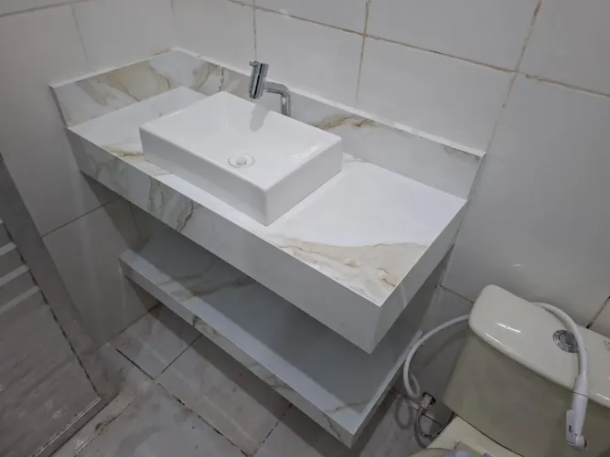 Pias e Bancadas em porcelanato