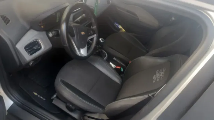 Chevrolet Onix Hatch LT 1.0 8V Flex Mec. 4P 2019