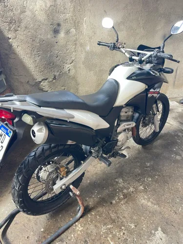 Xre 300 16,500