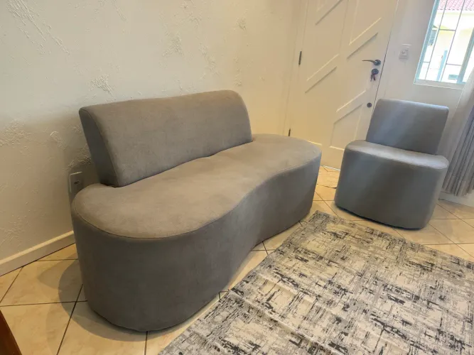 Sofá e poltrona moderno para escritório sala  - Tem que retirar nao entrego