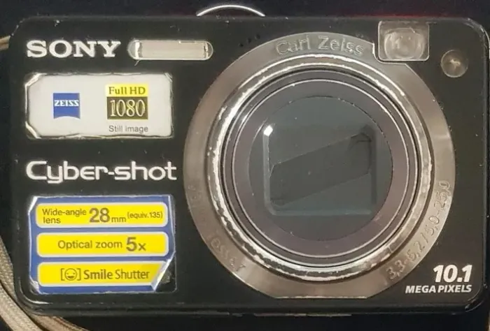 Câmera digital Sony Cyber-Shot em ótimo estado, com 10.1 megapixels