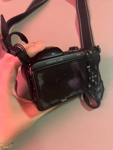 Nikon Coolpix L330