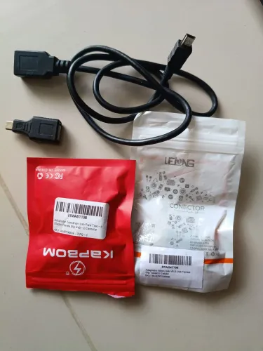 Adaptadores V3 ou V8 x USB fêmea 