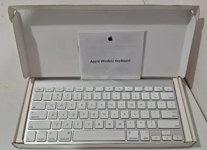 Teclado Sem Fio Apple - modelo A1314 - NOVO