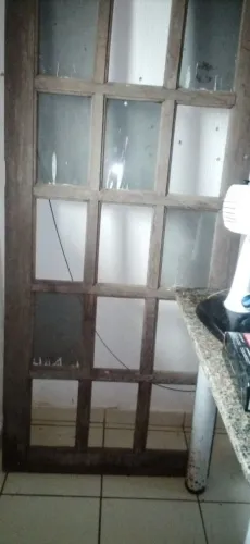 Vendo essa porta usada