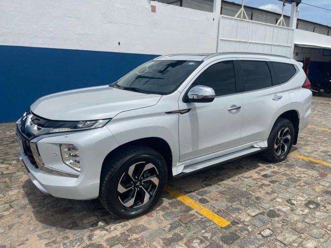 Imagem de Mitsubishi Pajero Sport HPE-S 2.4 4X4 Diesel AUT 2025