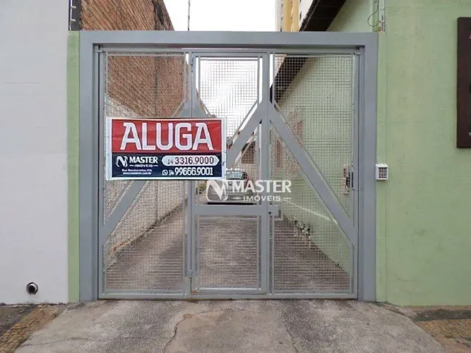 Casa com 2 dormitórios para alugar, 68 m² por R$ 1.300,00/mês - Centro - Marília/SP