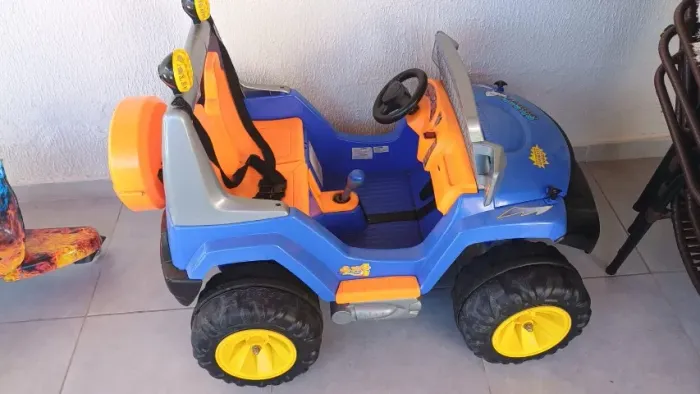 Carrinho 4x4 Infantil