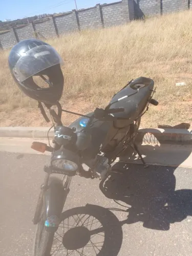 Vendo motor 2025 não tá zera interessado chama no ZAP *