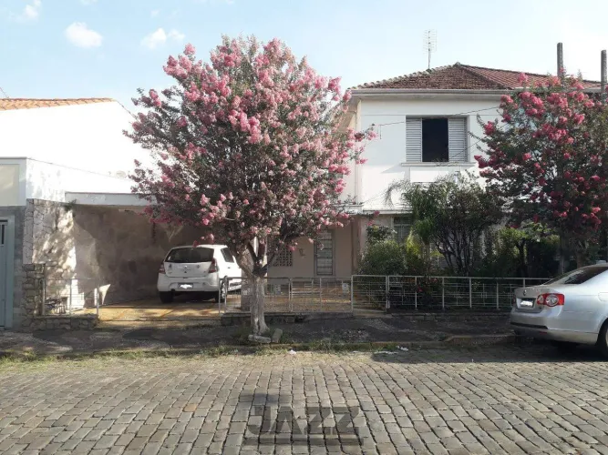 Casa / Sobrado em Centro, Amparo