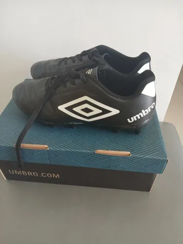 Chuteira infantil Umbro - n? 34