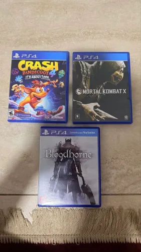 3 jogos PS4 - Crash: it?s about time , Bloodborne e Mortal Kombat X