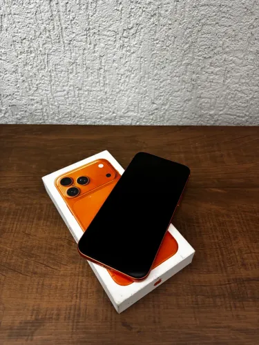 iPhone 17 Pro Max Laranja Impecável | 100% Bateria | Garantia Apple