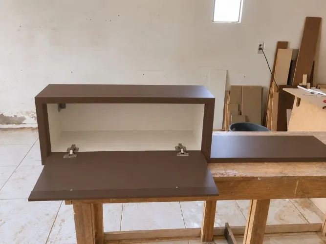 Mini home ou armário de livros enfeites etc para sala quarto escritório  valor 450.00 