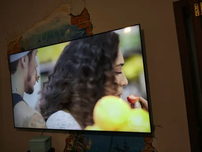 Vendo tv 75 polegadas ,Samsung