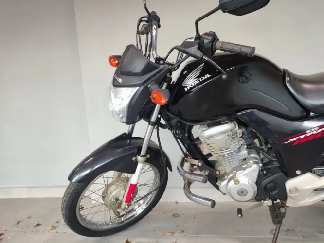 Honda Cg super conservada com baixa quilometragem