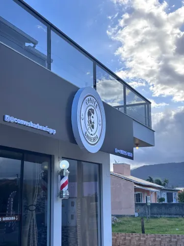Vendo Barbearia em Garopaba - Rótula da Ferrugem - 500 clientes