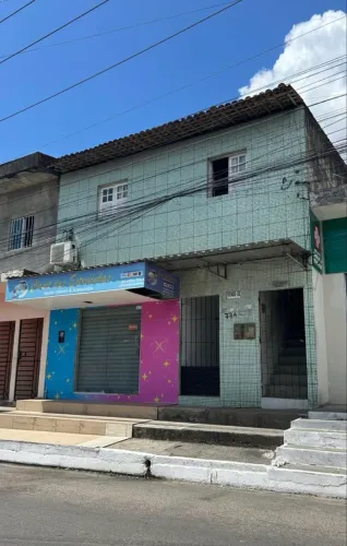 Imóvel com Ponto Comercial + 2 Casas Village 2 - Rua Padre Cícero