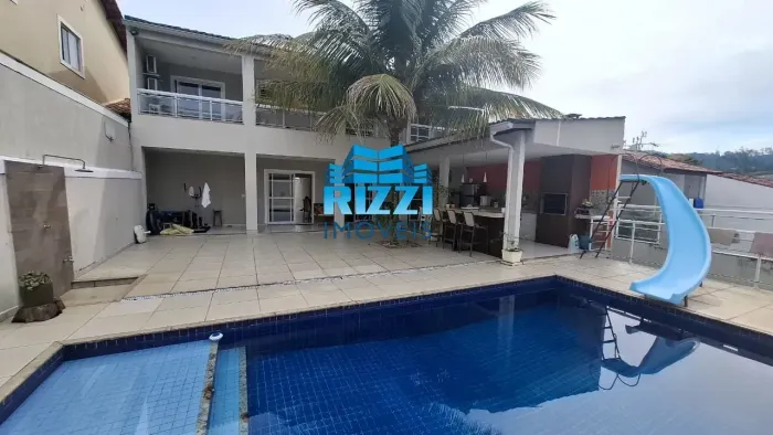 Maravilhosa Casa duplex a venda no Condomínio Terral/Freguesia