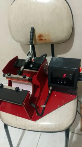 Máquina de sublimação de camisetas e máquina de estampar caneca