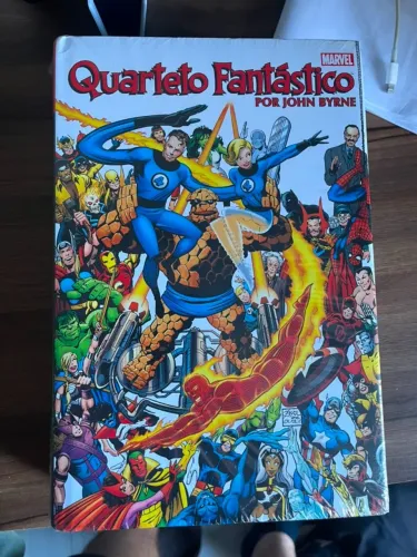 OMNIBUS QUARTETO FANTÁSTICO JOHN BYRNE VOL. 1 - NOVO E LACRADO