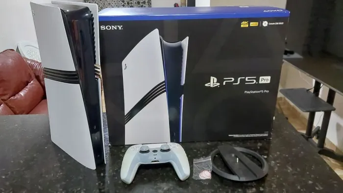 PS5 PRO 2TB + ACESSÓRIOS