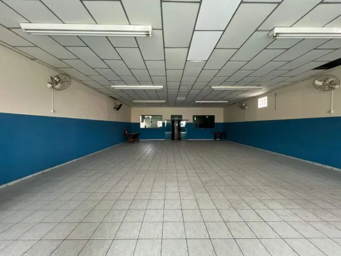 Salão para alugar, 350 m² por R$ 4.680,00/mês - Parque São Vicente - Mauá/SP