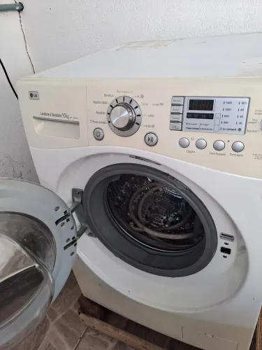 Máquina lava e seca LG